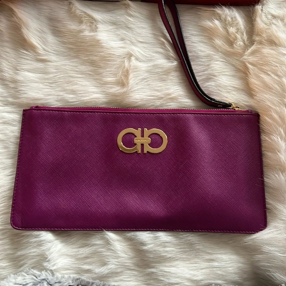 Salvatore Ferrgamo Wristlet Clutch - Picture 2 of 4